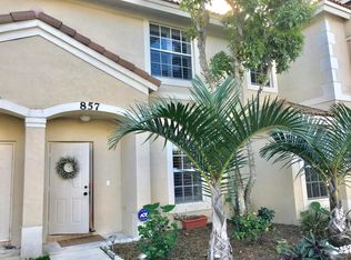 857 Summit Lake Dr, West Palm Beach, FL 33406
