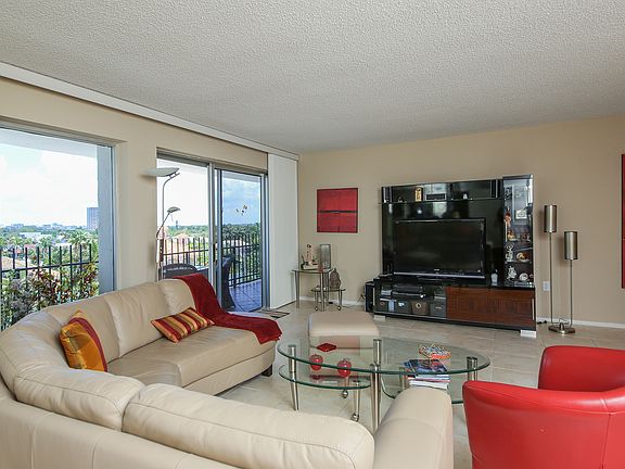 3rd image of 1 Benjamin Franklin Dr APT 64