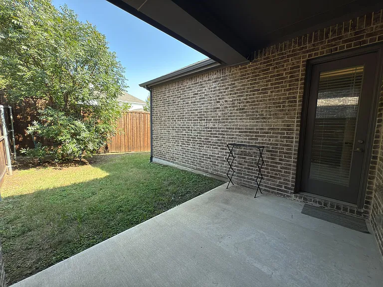 2839 Highpoint Ct — Photo 36