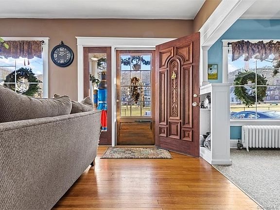 4th image of 55 River Ave
