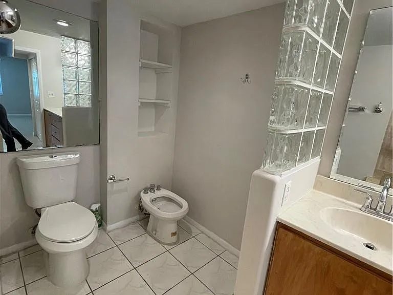 197 Lakeview Dr #202 — Photo 17