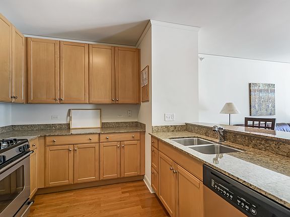 3rd image of 201 N Westshore Dr APT 703