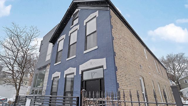 1st image of 1731 W Potomac Ave APT 1R