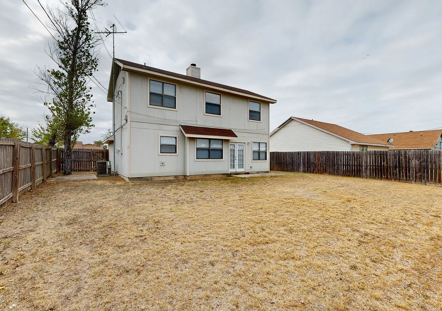 2 Weeks Free + $1,375 Rent Improvement — Photo 4