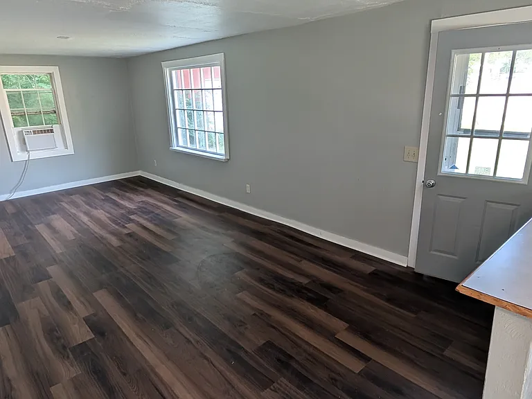 901 S Creve Coeur Ave #2 — Photo 8