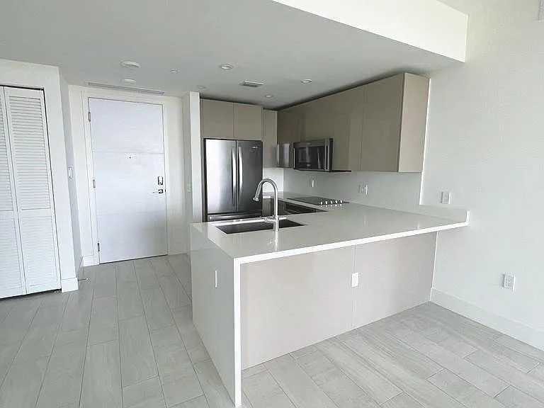 2000 Metropica Way #2311 — Photo 3