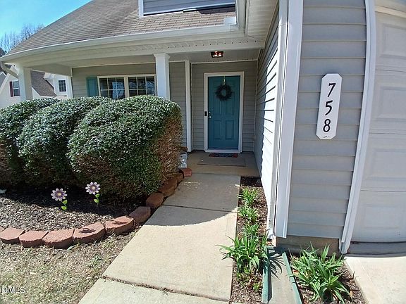 5th image of 758 Sycamore Springs Dr