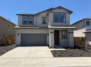 3021 N Monarch St, Visalia, CA 93291