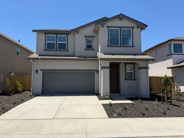 3021 N Monarch St, Visalia, CA 93291