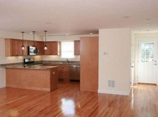 1018 Chestnut St #1018, Newton Upper Falls, MA 02464