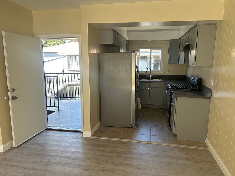 1st image of 721 W 81st St APT 2