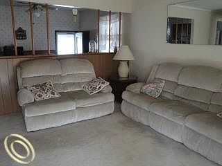3rd image of 29400 Tamarack Dr