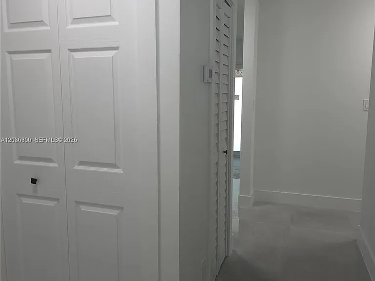 1565 Thumb Point Dr — Photo 30