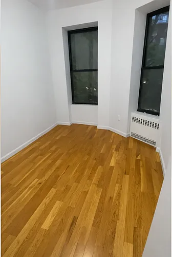 87 McClellan St #1E Photo 1