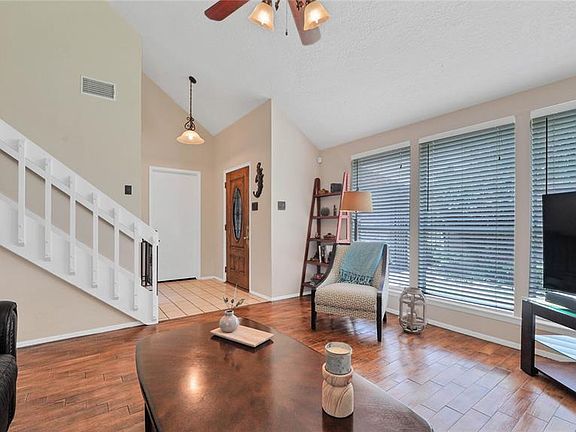 4th image of 15414 Woodcote Ct