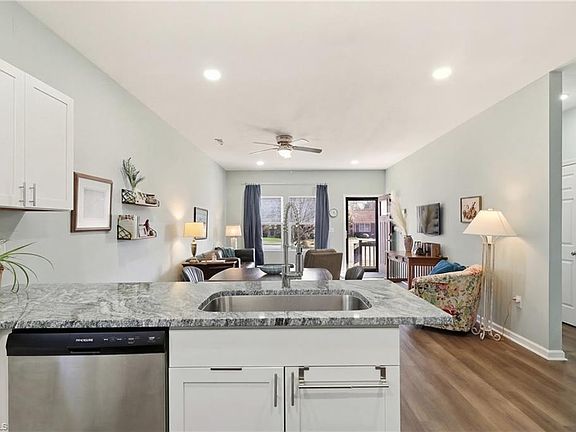 3rd image of 719 Meadowgreen Village Dr