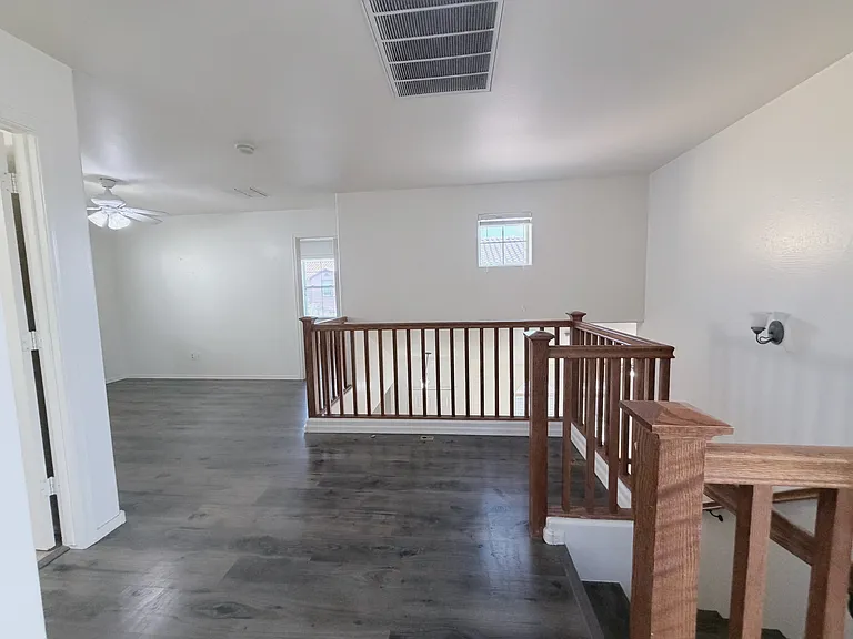7164 S 48th Gln — Photo 33