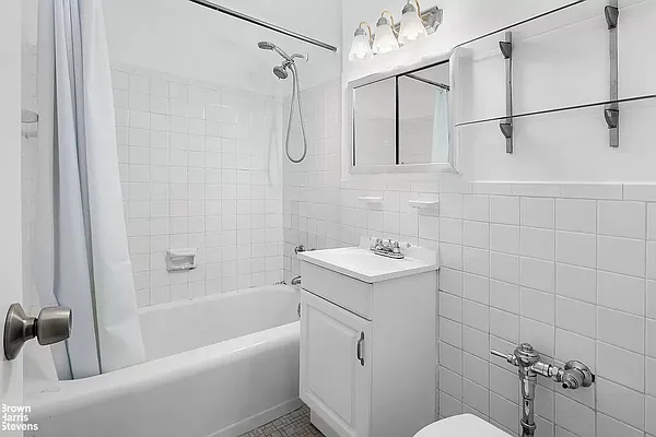 Rented by Brown Harris Stevens | media 10