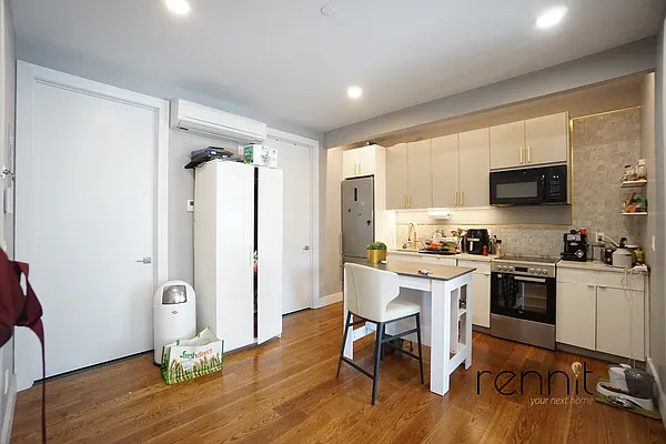 Rented by Rennit Inc. | media 2