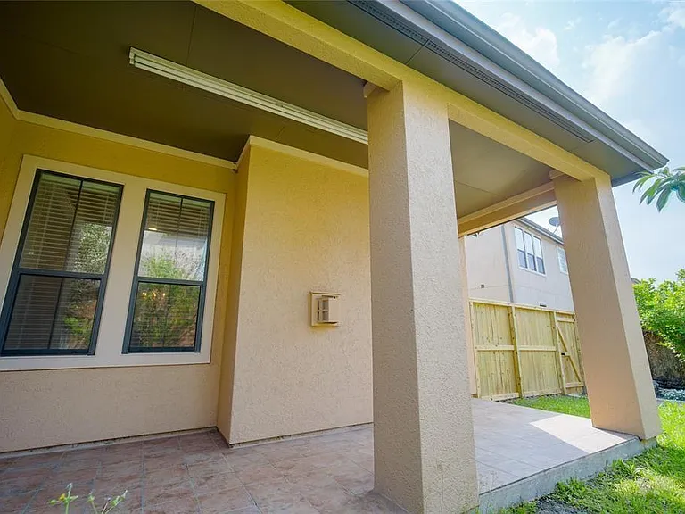 2906 Royal Oaks Crst — Photo 19