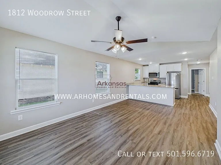 1812 S Woodrow St — Photo 3