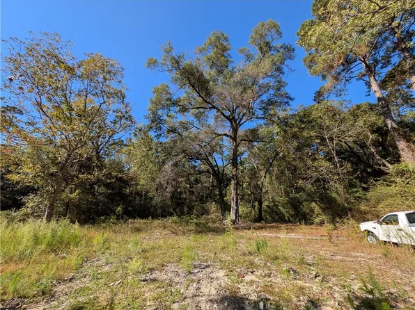 210 Galatas Rd, Madisonville, LA 70447