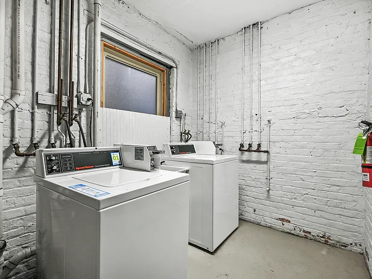 1927 Grove Ave #108 — Photo 19