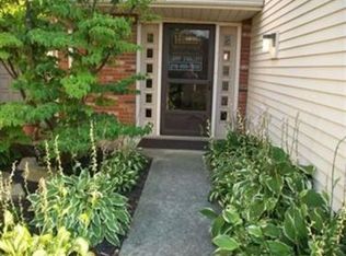 5556 Sandpiper Dr #293, Parma, OH 44134
