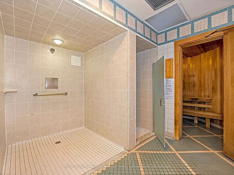 55 Elm Dr W #Penthouse 02 — Photo 25