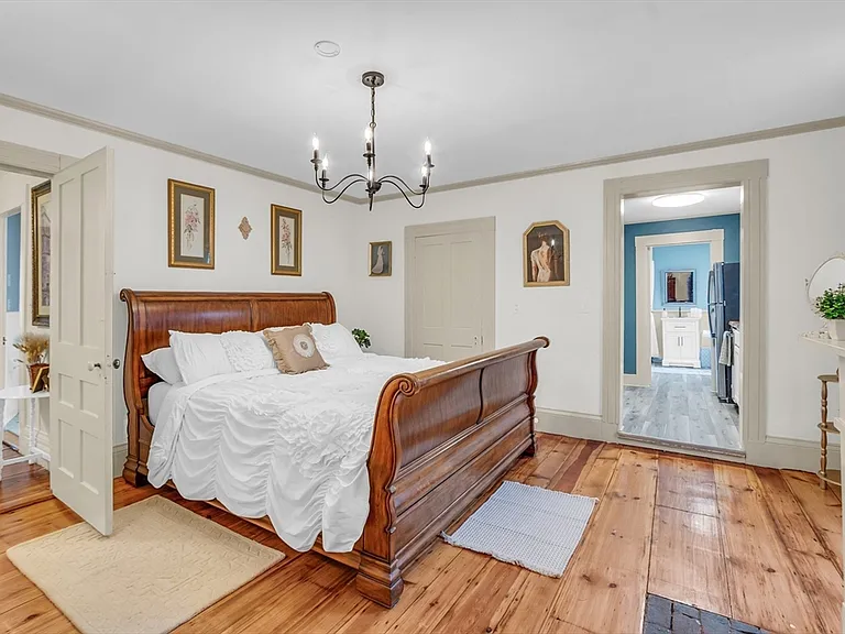 205C W Main St #3 — Photo 17