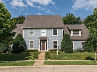 2316 Baihly Hills Dr SW, Rochester, MN 55902