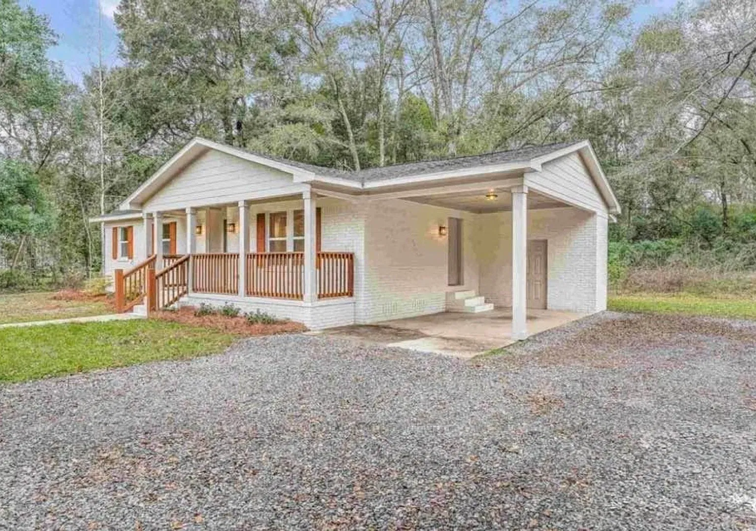 Home For Lease In Fairhope — Photo 2