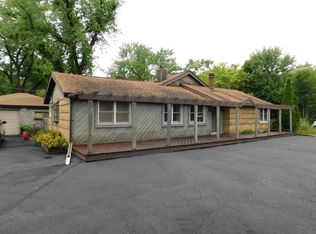 604 N Elmhurst Ave, Mount Prospect, IL 60056