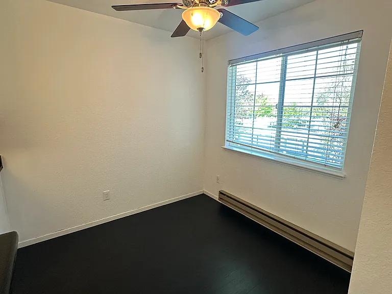 357 Lighthouse Dr — Photo 16