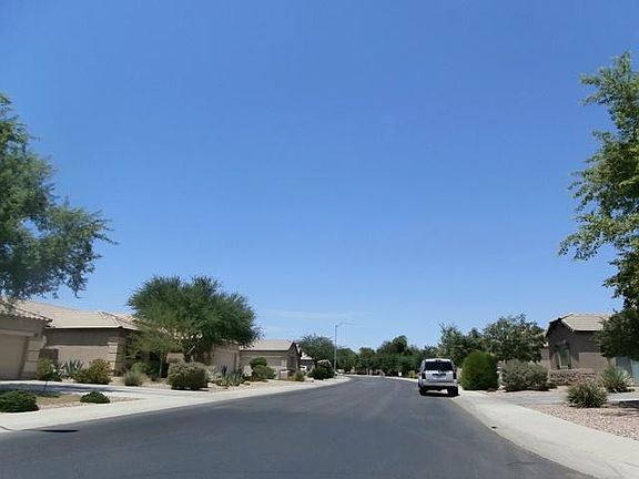 4th image of 17561 W Gelding Dr