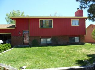 2312 Newcastle Dr, Pueblo, CO 81008
