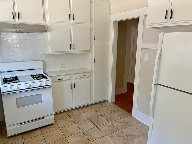 1321 Marengo Ave — Photo 11