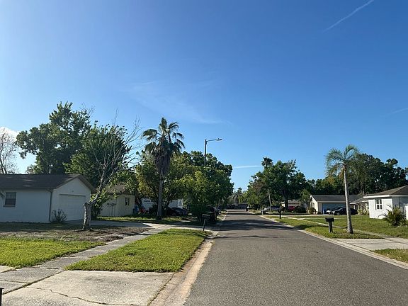 4th image of 917 Winchester Ct