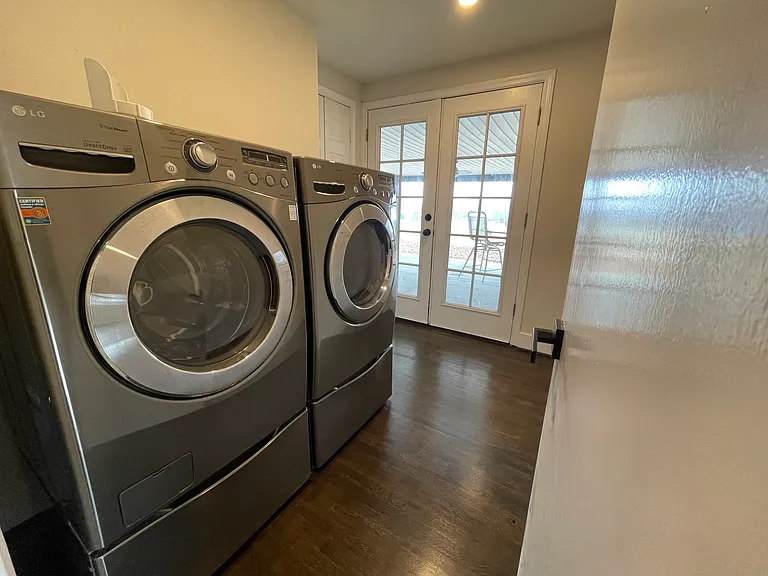 In unit Washer & Dryer
