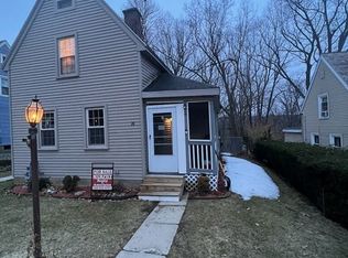 28 Marconi Rd, Worcester, MA 01606