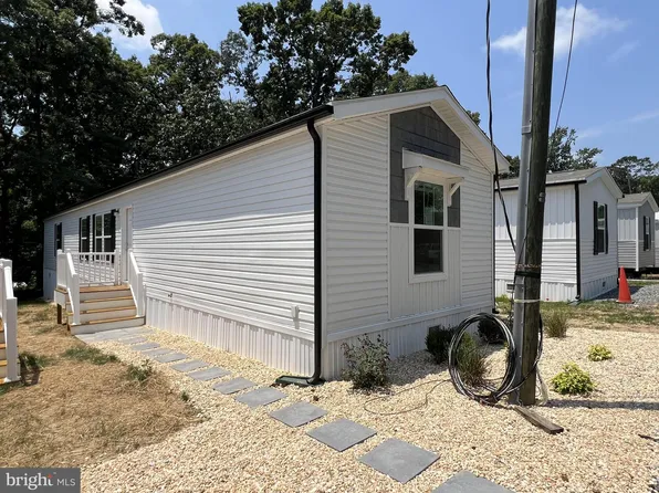 4410 Hotchkiss St, Fredericksburg, VA 22408