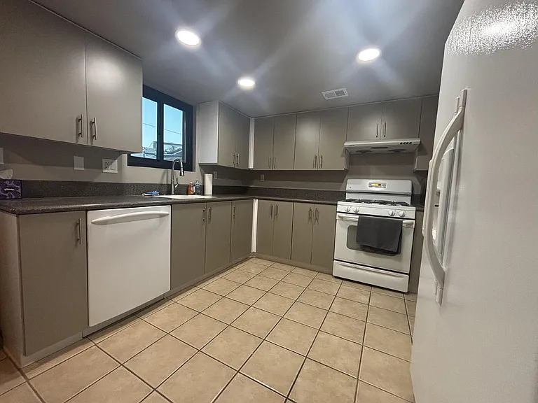 5242 Osman Ct #54 — Photo 9