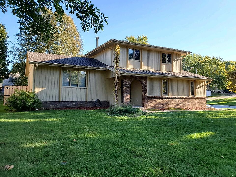 1st image of 15206 Douglas Cir