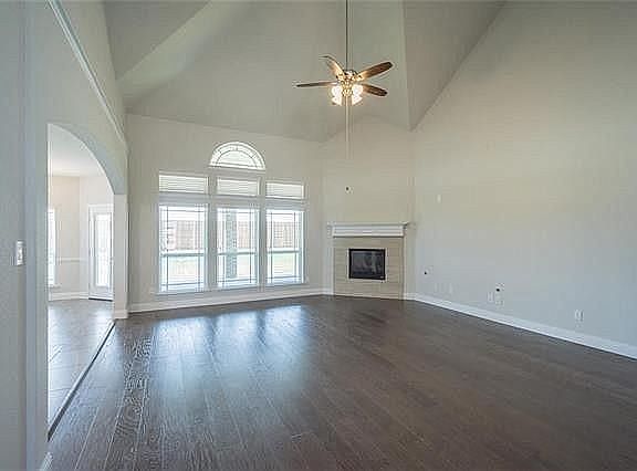 5th image of 6405 Belhaven Dr