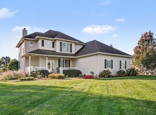 50762 Rebecca Dr, Paw Paw, MI 49079
