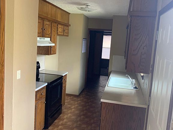 3rd image of 1111 E Cobb Ave