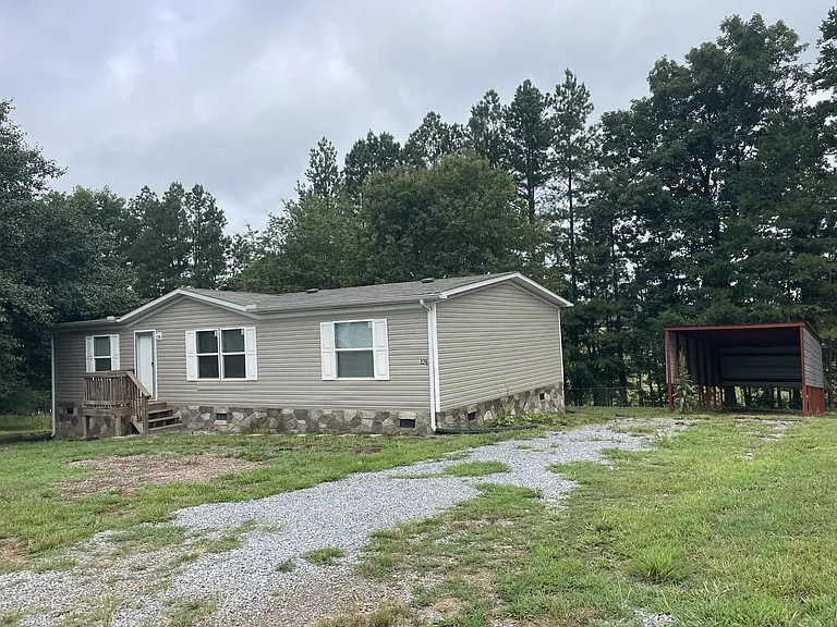 326 Oak Leaf Cir — Photo 15