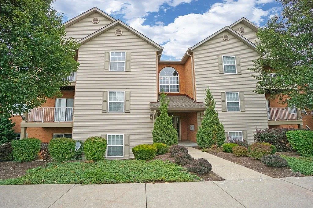 7920 Jessies Way photo 1