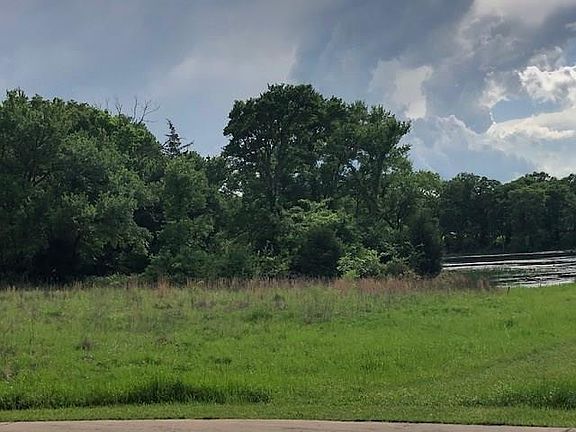 2nd image of 1187 Crystal Lake Dr