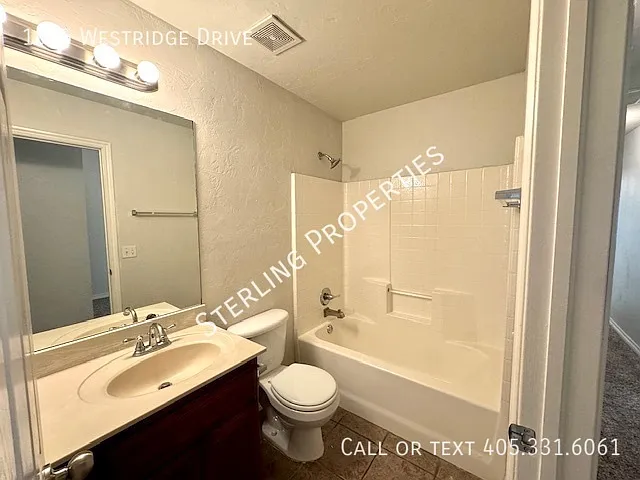 1005 Westridge Dr — Photo 18
